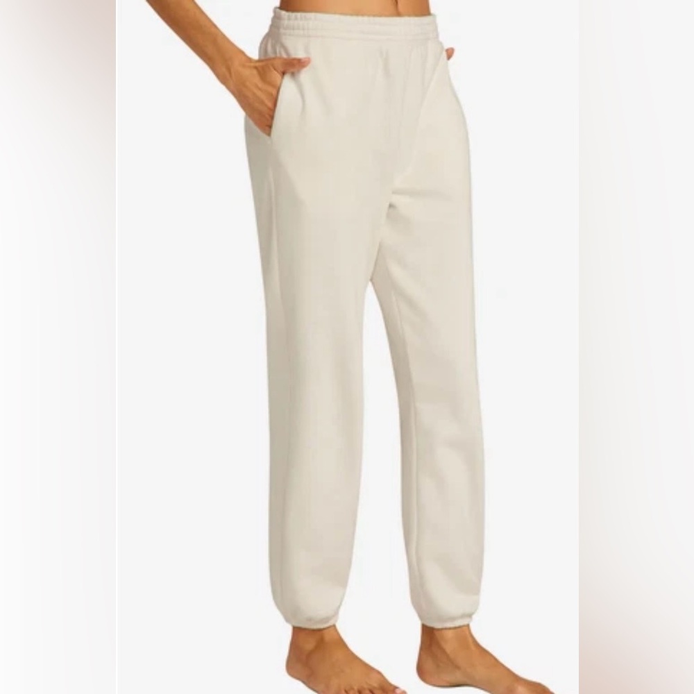 Beyond Yoga Cotton Fleece Joggers Cream M